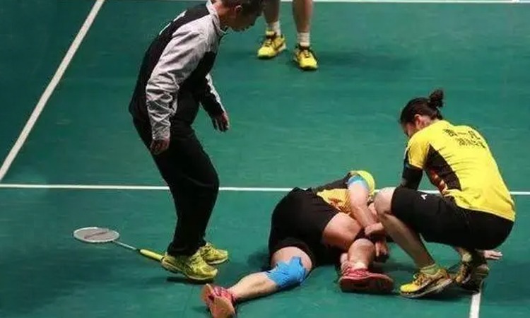 伊万科维奇：国足少一人确实很难，永远是下一场更关键